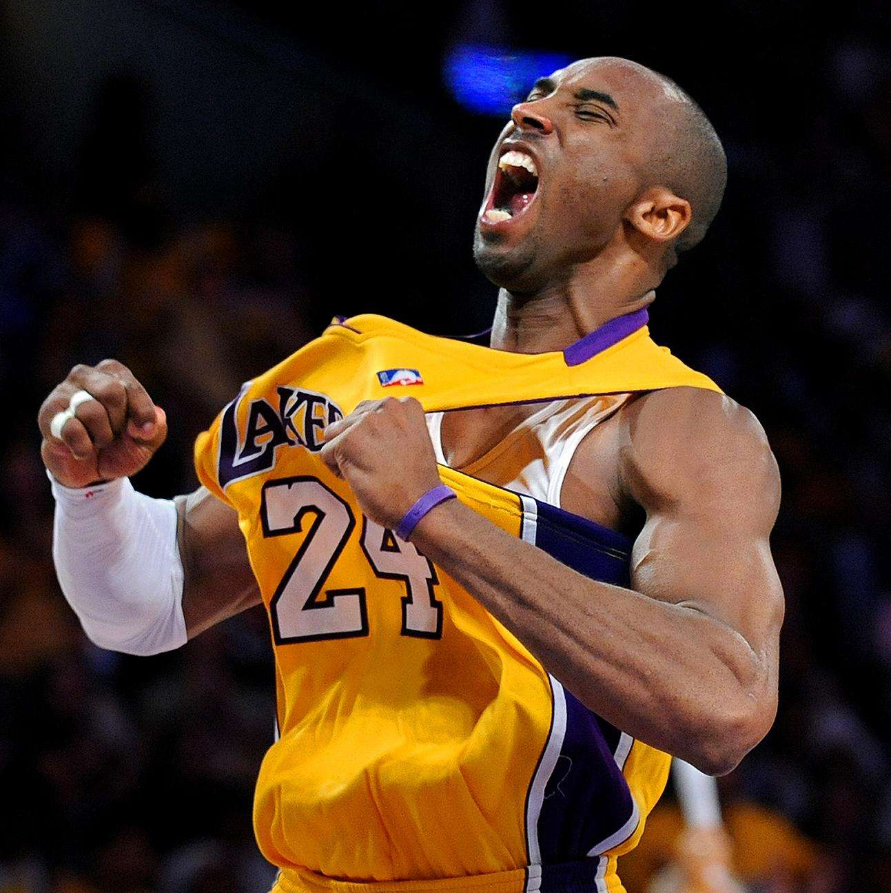 中超土帅强势崛起：16队本土主帅独占八强，山东泰山成最大受益者（中超土帅势头正劲：八强全由本土主帅执掌，山东泰山成最大赢家）