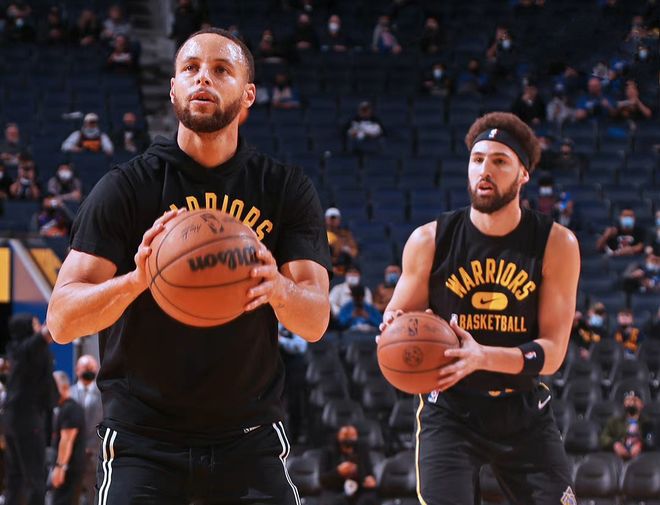 世体：巴萨已提交1B许可所需文件，预计对阿拉维斯时回诺坎普（世体：巴萨已递交1B许可文件，战阿拉维斯有望重返诺坎普）